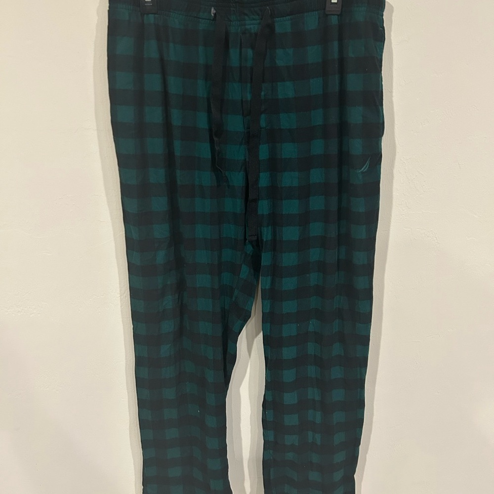 Nautica Men's Black and Green Checkered Joggers